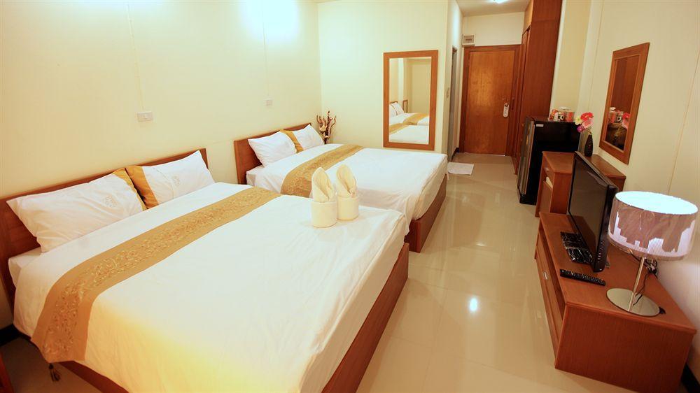 Rafael Hotel And Mansion Bangkok - Sha Extra Plus Certified Exteriör bild
